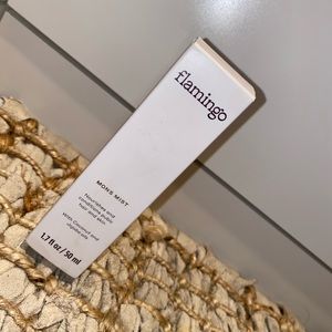 FLAMINGO MONS MIST💜